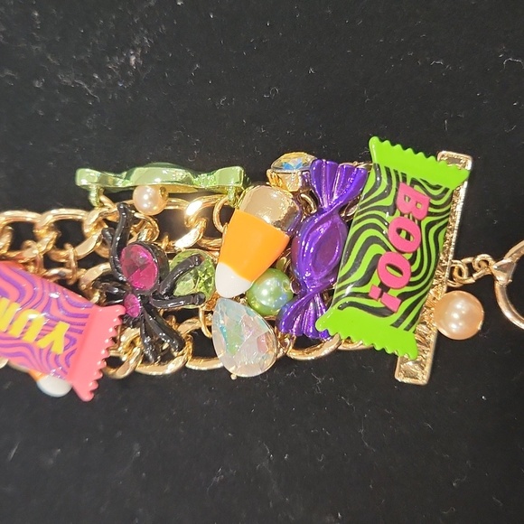 🔹️Betsey Johnson 🔸️glow In Dark Pearl and Stones Candy Statement Line Bracelet - Picture 3 of 5